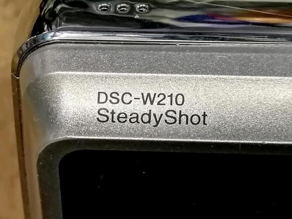 SONY DSC-W210 SteadyShot, Digital-Kamera mit Zubehör!!!