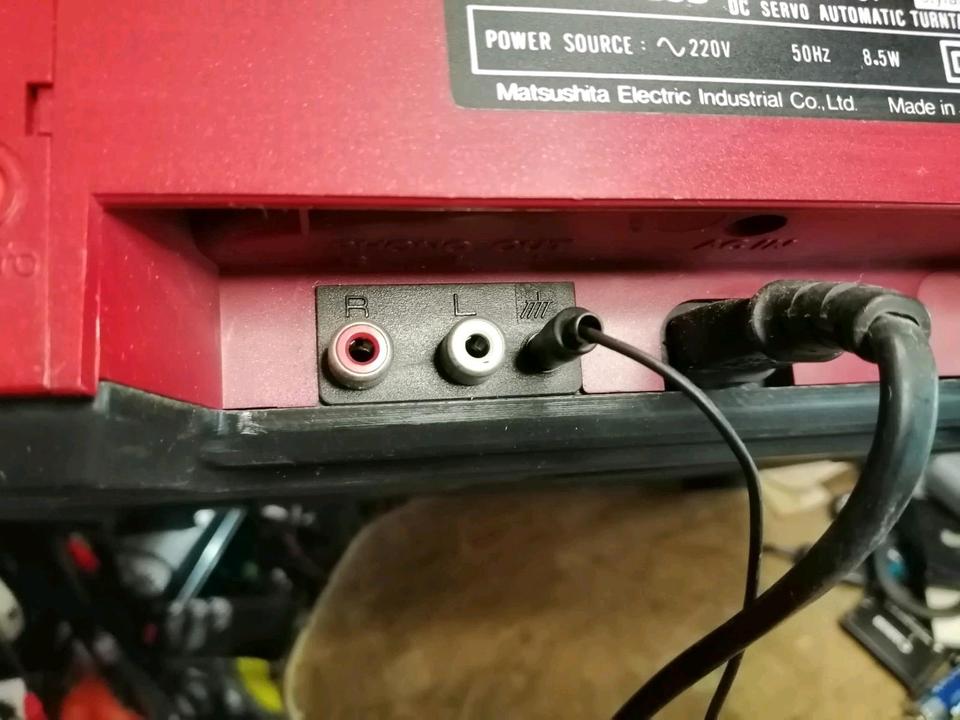 TECHNICS SL-J1 Plattenspieler + TECHNICS P30S Nadelsystem!!!