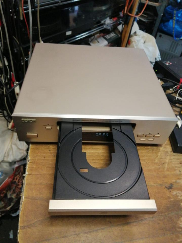 DENON DCD-F100, CD-Player OHNE Fernbedienung!!