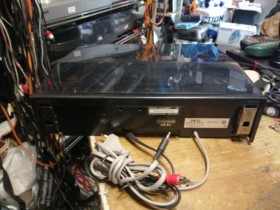 AKAI AP-M313, Plattenspieler, DEFEKT!!