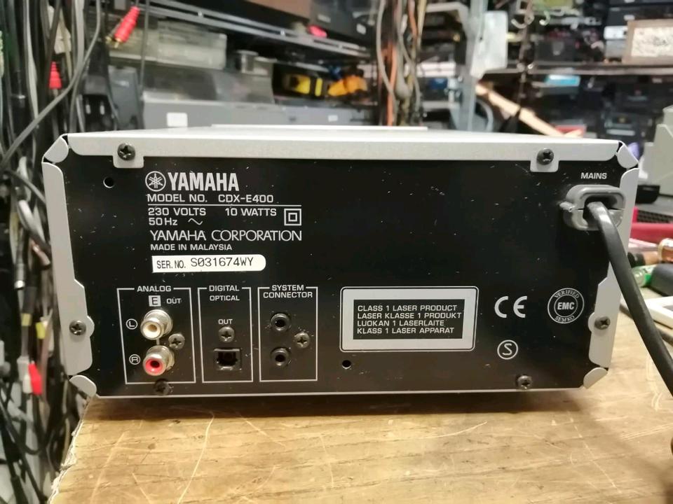 YAMAHA CDX-E400, CD-Player, OHNE Fernbedienung, guter Zustand!!