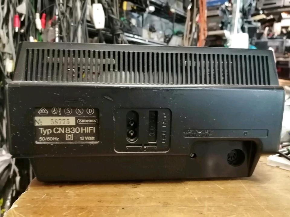 GRUNDIG CN 830 Super-HiFi, Cassetten-Recorder, etwas DEFEKT!!!