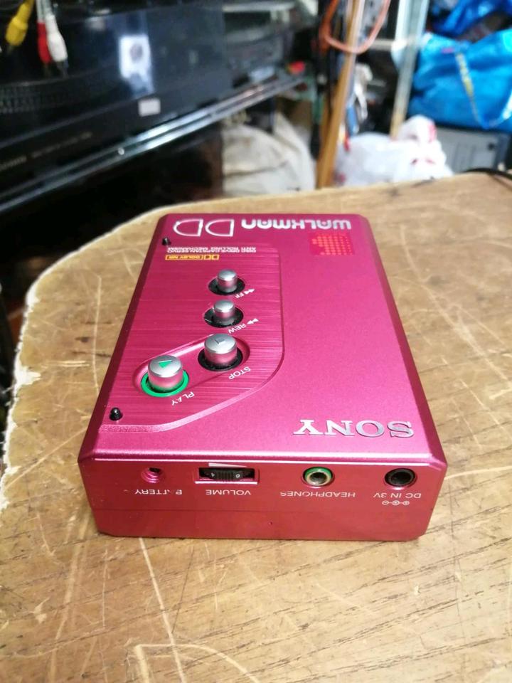 SONY WM-DDI, Walkman OHNE Adapter, DEFEKT!!!