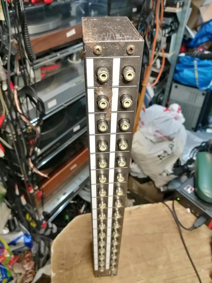 TASCAM PATCH BAY PB-32R, cinch in/out