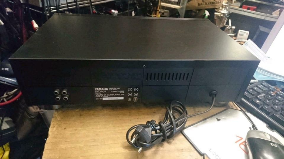 YAMAHA KX-650 Cassetten-Deck, 3 Head, leiert etwas