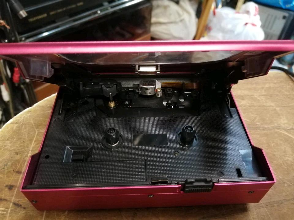 SONY WM-DDI, Walkman OHNE Adapter, DEFEKT!!!