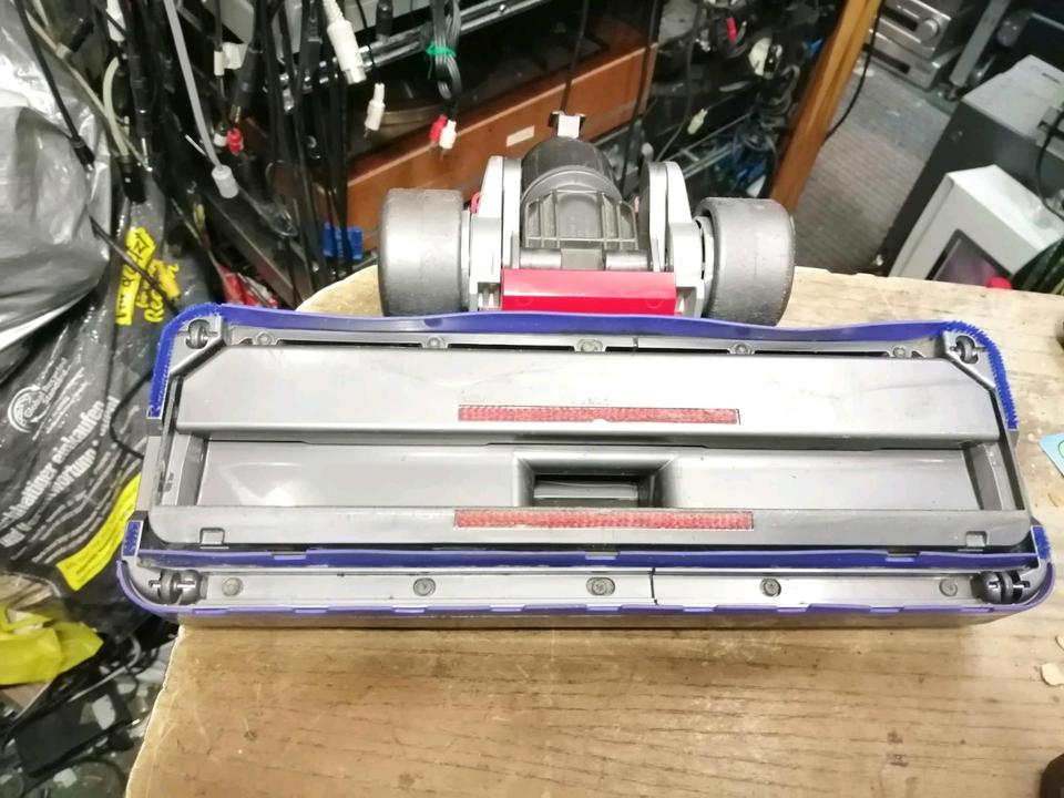 DYSON DC63, Bodendüse, umschaltbar, guter Zustand!!!