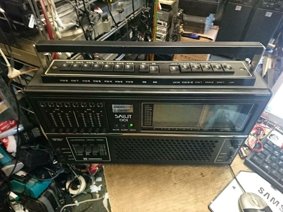 SALUT 001, Koffer-Radio, guter Zustand!