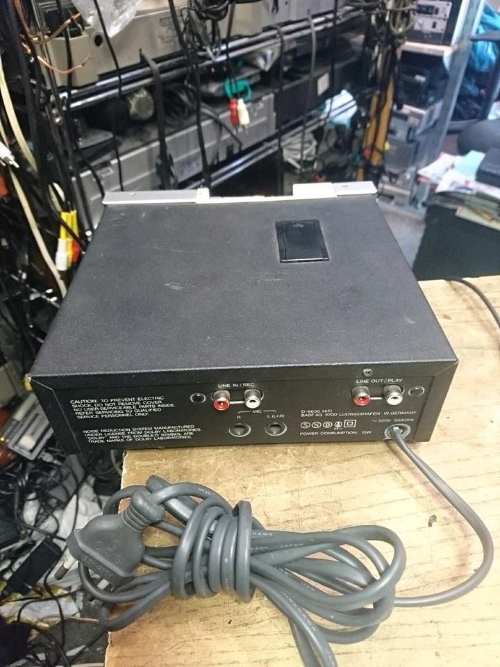 BASF D-6635 HiFi Cassetten-Deck, DEFEKT!!