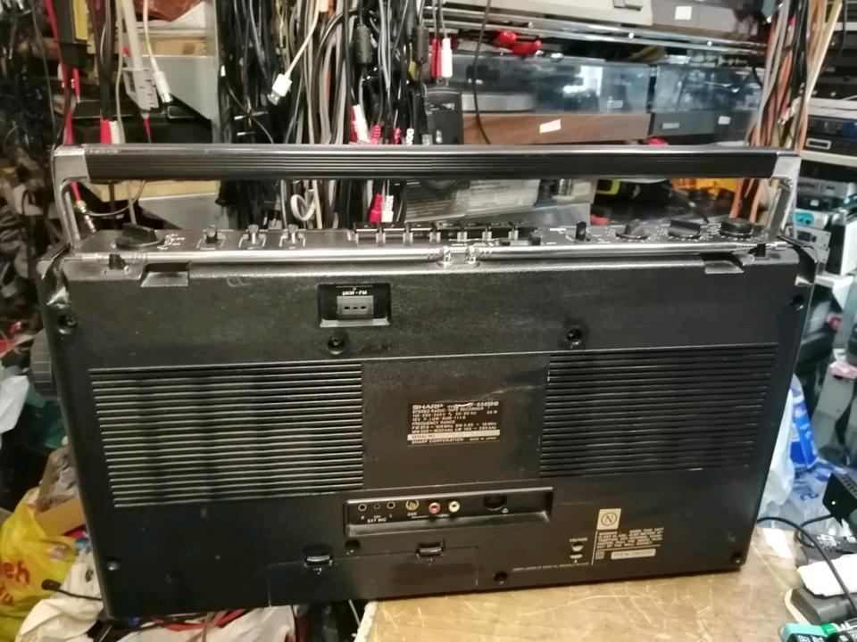 SHARP GF-8585HB, Radio-Cassetten-Recorder, etwas DEFEKT!!