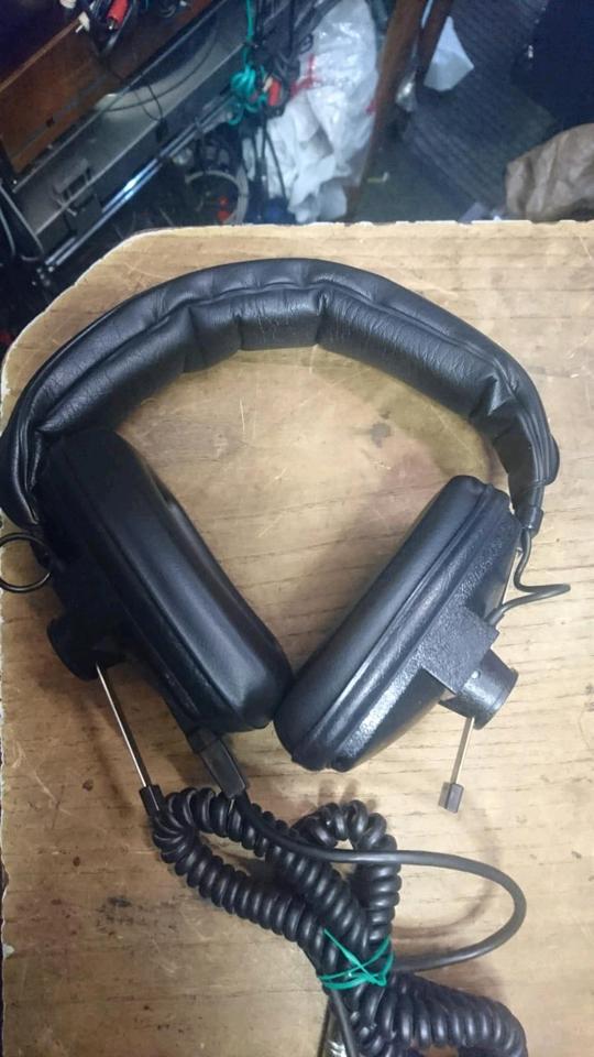 BEYERDYNAMIC 2x 200 Ohm, Kopfhörer + Spiralkabel WK 100.00,
