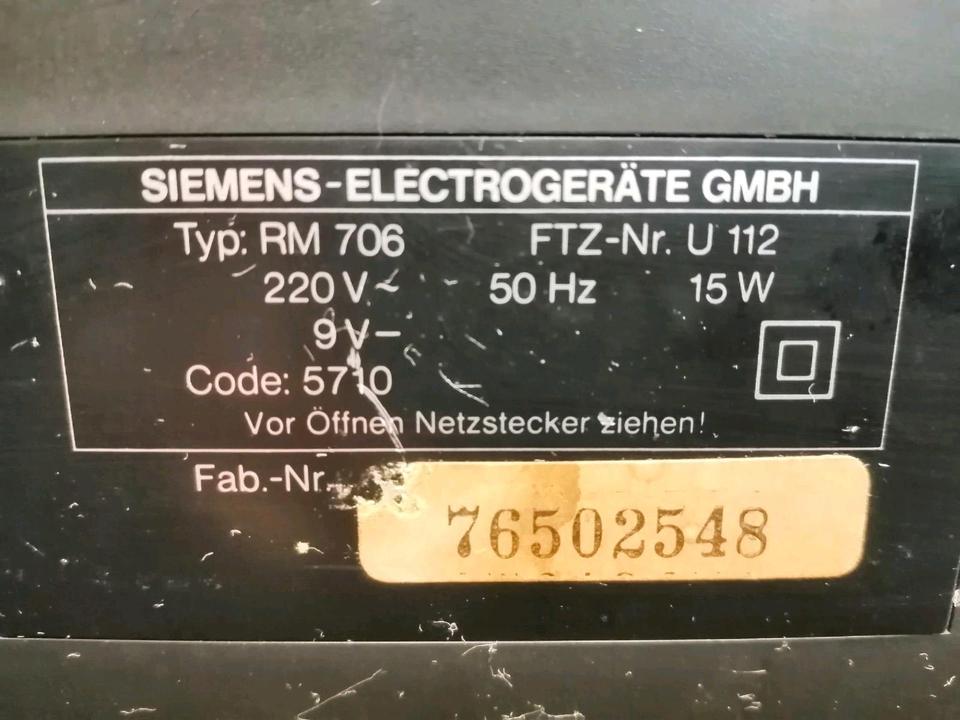 SIEMENS CLUB RM706, Radio-Cassetten-Recorder, etwas DEFEKT!!!
