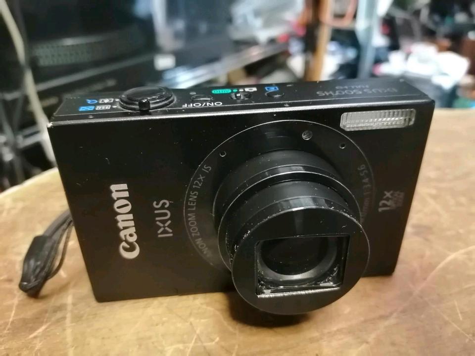 CANON IXUS 500 HS, Digital-Kamera mit Zubehör, guter Zustand!!