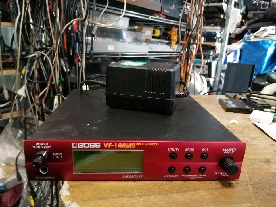 BOSS VF-1, 24-BIT Effekt-Gerät mit Original-Adapter!!