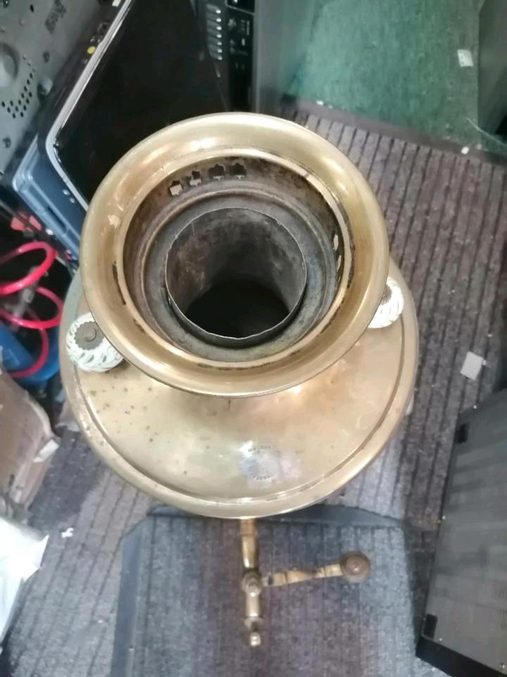 Russischer Holzkohle-Samowar, Baujahr: 1826, guter Zustand!!