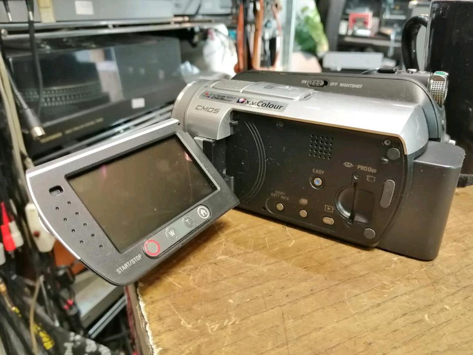 SONY HDR-SR5E, Videocamera OHNE Speicherkarte!!
