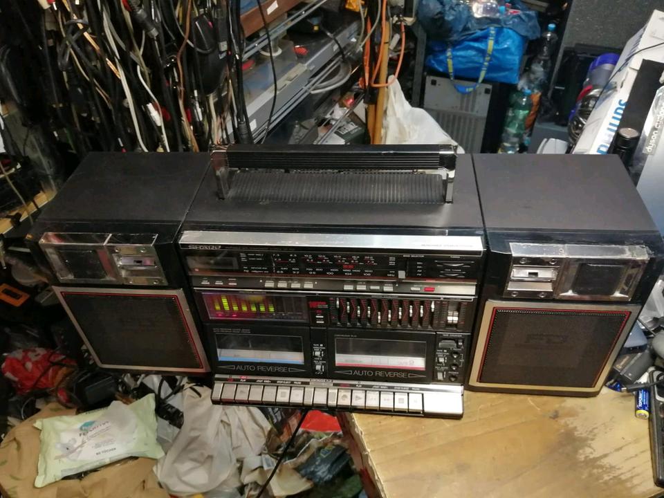 SHARP WF-939Z(BK), Ghettoblaster, etwas DEFEKT!!  XXXXXXXXXX
