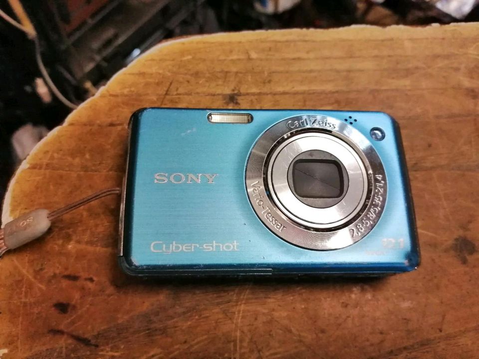 SONY Cyber-Shot DSC-W220, Digital-Kamera mit Zubehör!!