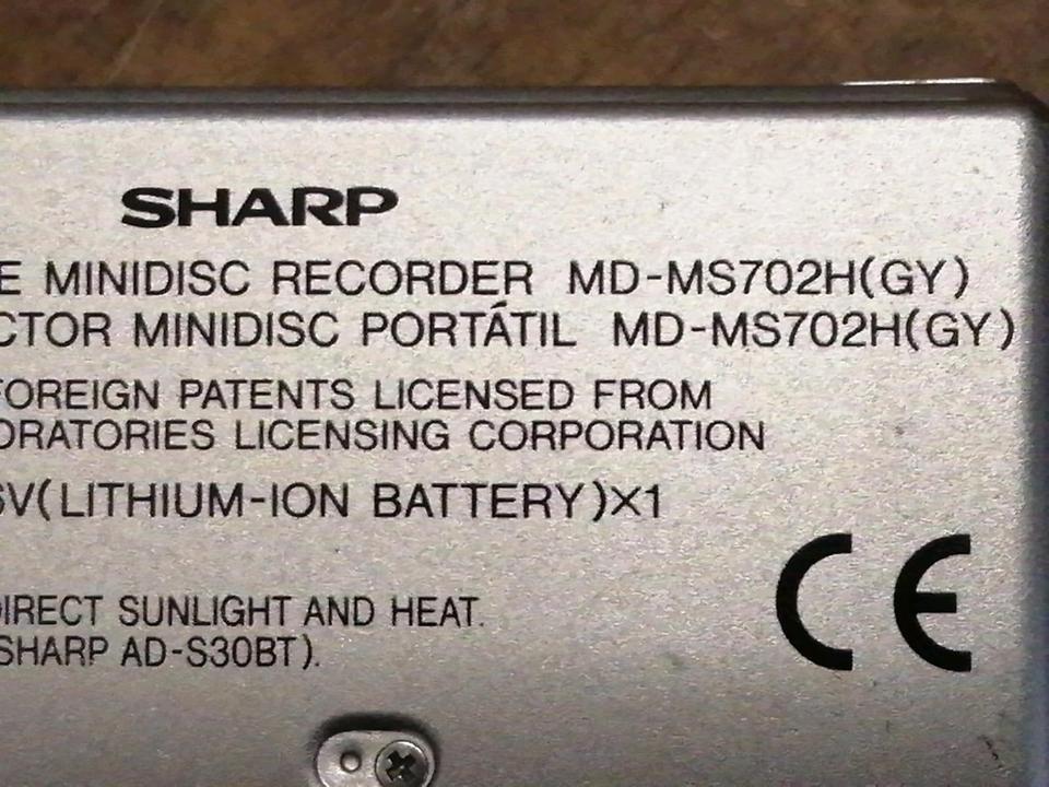 2 SHARP Minidisc-Recorder: MD-MS702H + MD-SR70H, DEFEKT!!!
