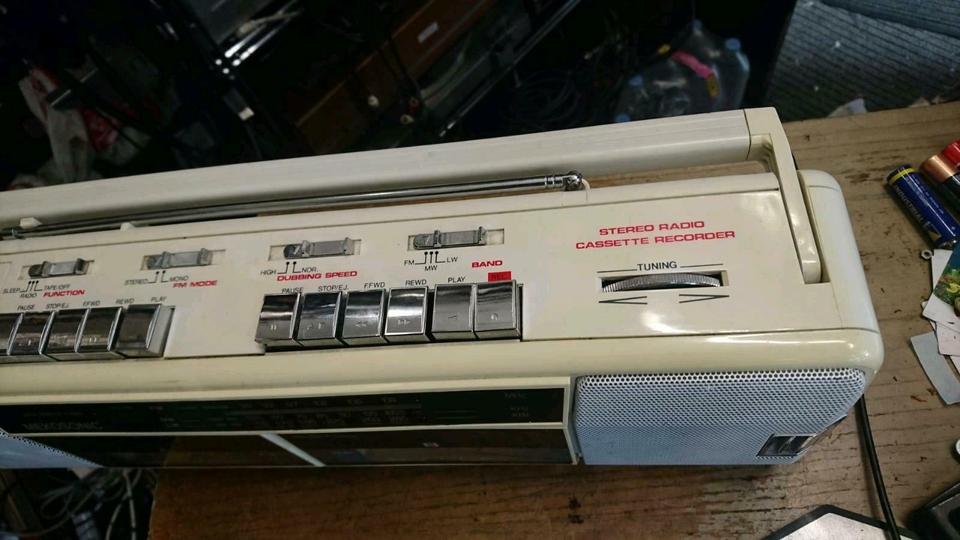 MEKOSONIC MK303 Radio-Doppelcassetten-Recorder, etwas DEFEKT!!