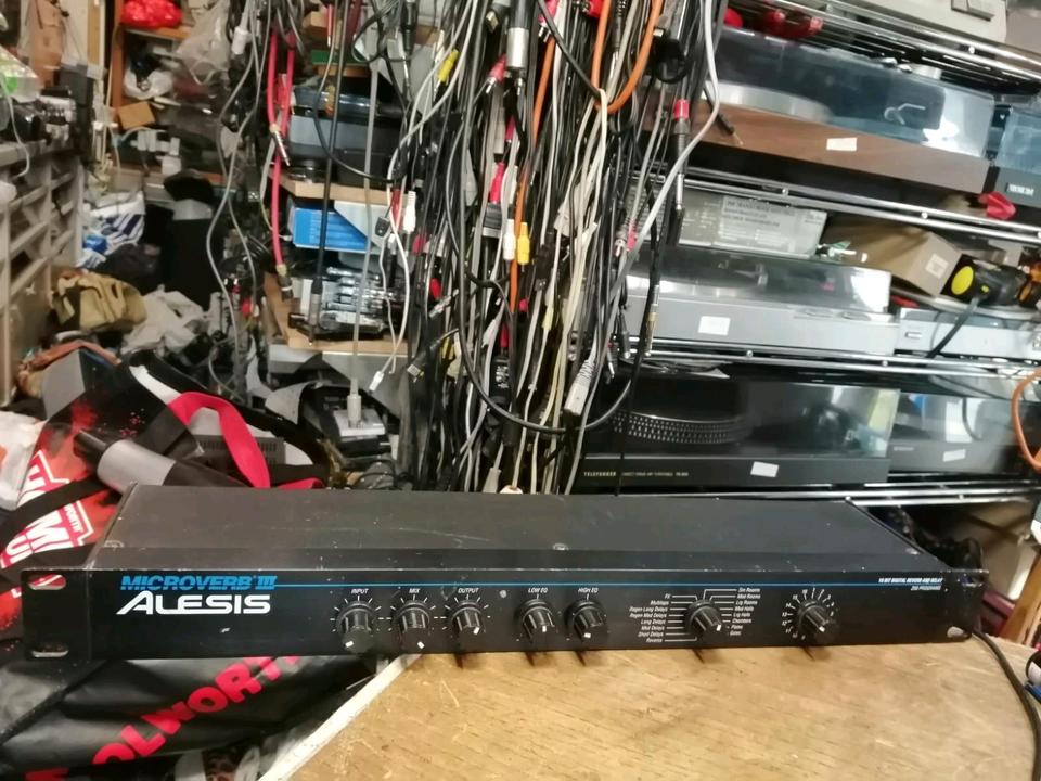 ALESIS Microverb III, mit Universal-Adapter, guter Zustand!!!