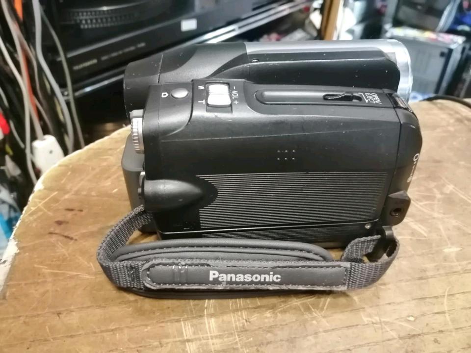 PANASONIC NV-GS90, MiniDV-Videocamera mit Zubehör!!!