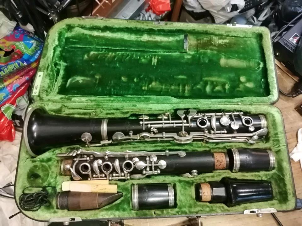 KLARINETTE B SCHÜLLER Mark Neukirchen, mit Original-Koffer!!