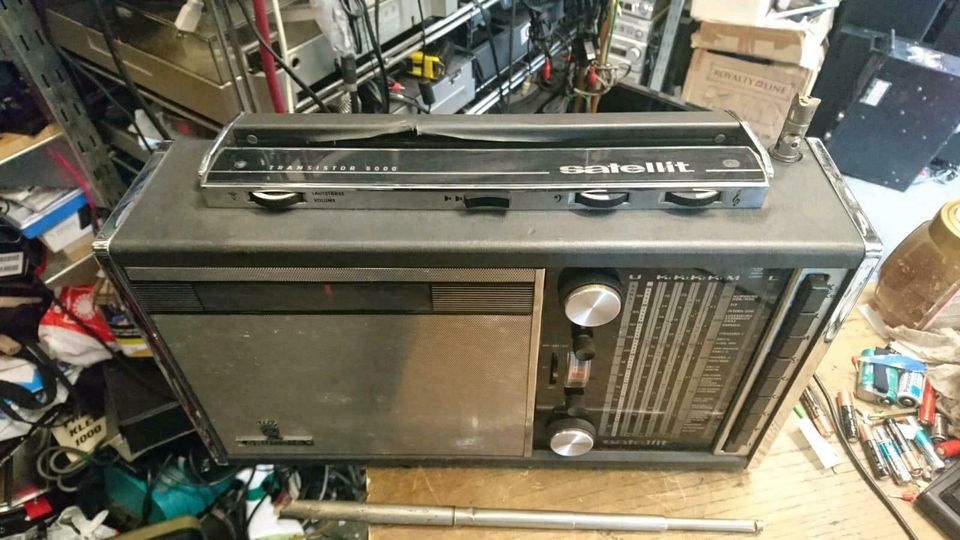 GRUNDIG Transistor 5000 Satellit, Radio