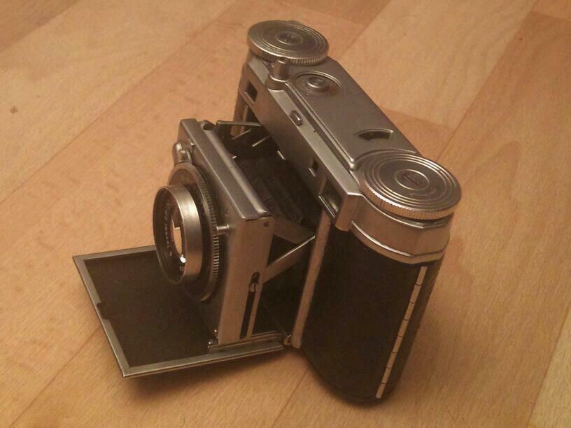 Kamera CERTO Super Dollina II; VINTAGE! NICHT GETESTET!!