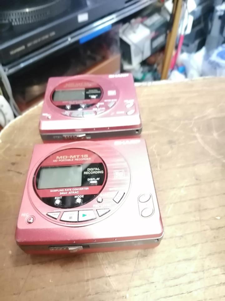 2 SHARP MD-MT15, portable Mini-Discs, DEFEKT!!!