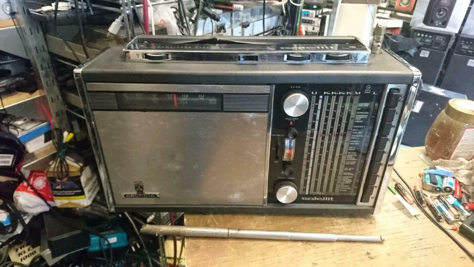 GRUNDIG Transistor 5000 Satellit, Radio