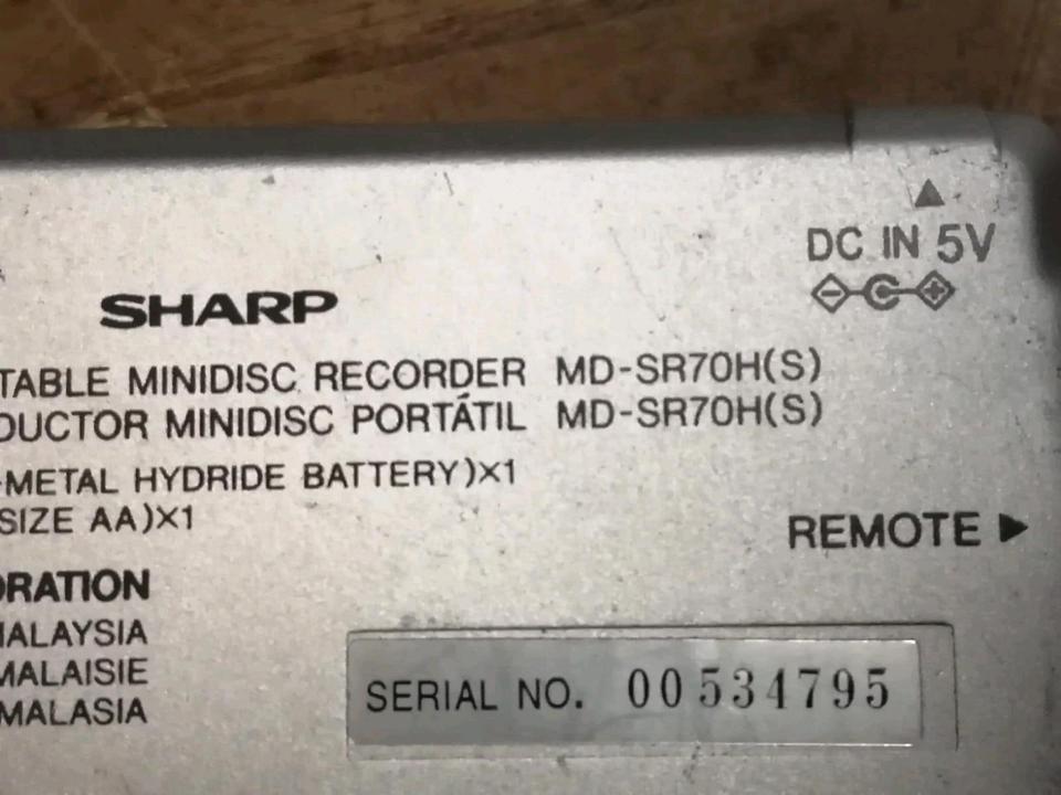 2 SHARP Minidisc-Recorder: MD-MS702H + MD-SR70H, DEFEKT!!!