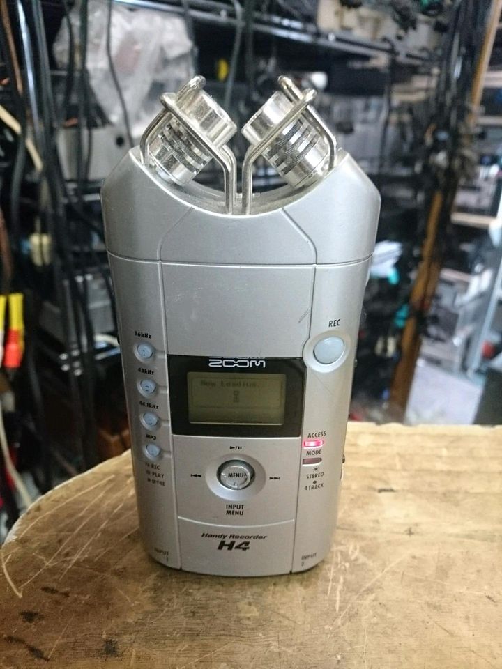 ZOOM H4 Handy Recorder, 16 GB Speicherkarte, guter Zustand!!