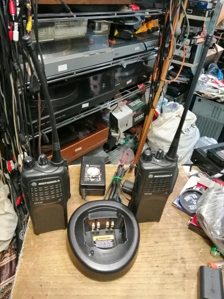 MOTOROLA GP330, 2 Stück Handfunkgeräte, guter Zustand!!!