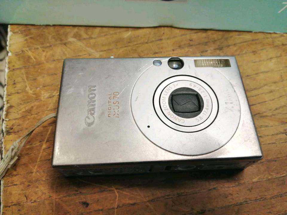 CANON IXUS 70, Digital-Kamera mit Zubehör!!