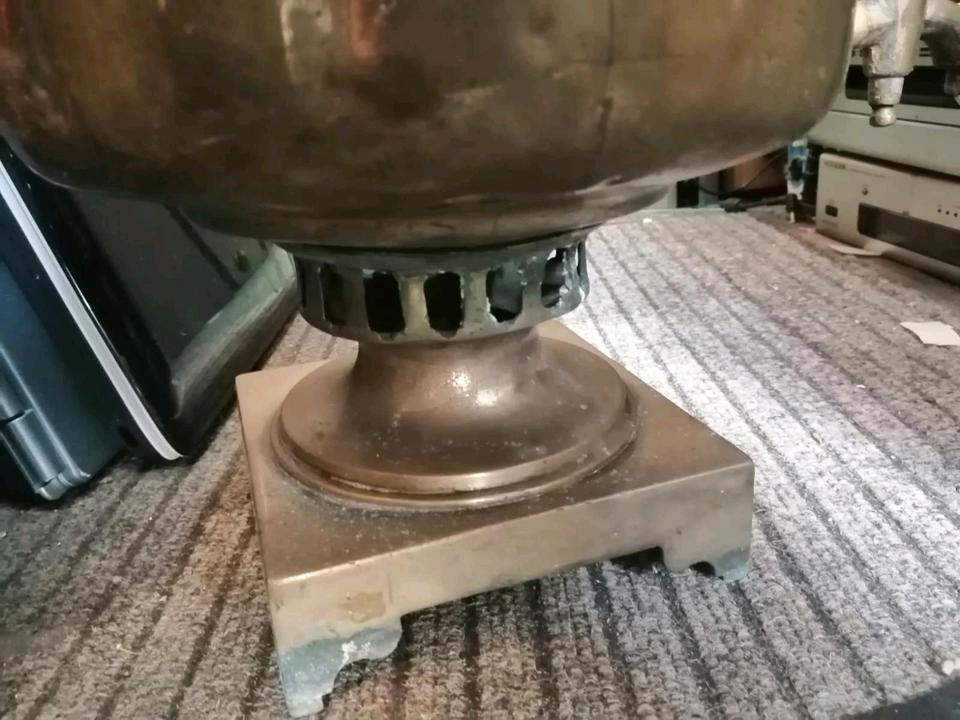 Russischer Holzkohle-Samowar, Baujahr: 1826, guter Zustand!!