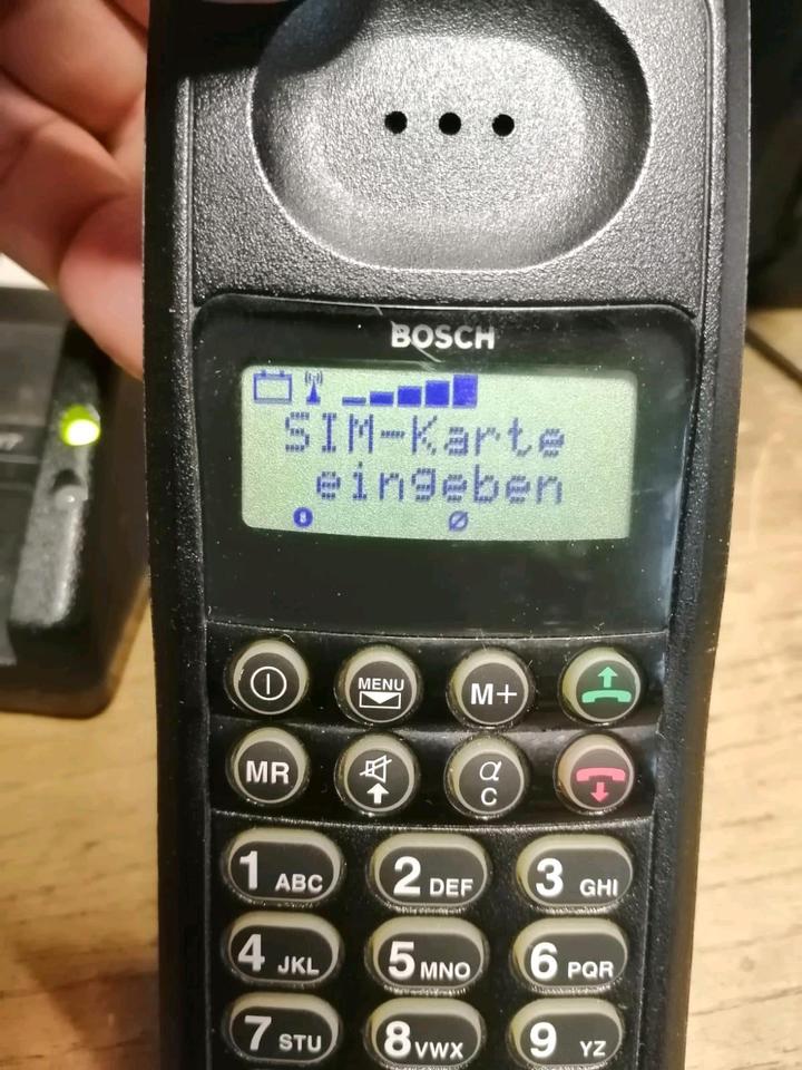 BOSCH CARTEL SL 2G1.0, altes Handy-Modell mit Zubehör!!!