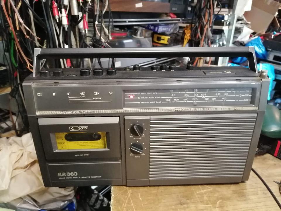 RFT KR660, Radio-Cassetten-Recorder, mit Netzkabel!!!