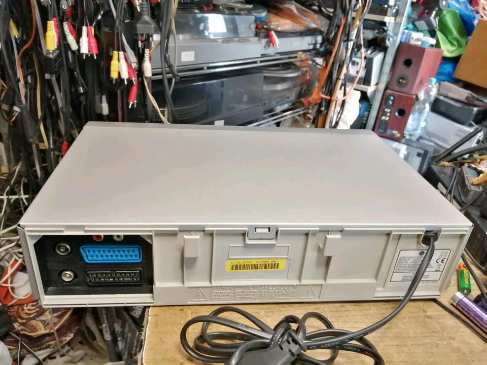 LG LV4787, Videocassettenrecorder mit Original-Fernbedienung!!