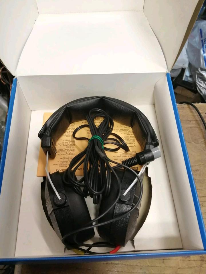 BEYERDYNAMIC DT220, dynamische Kopfhörer, 5poliger Stecker!!