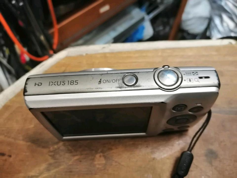 CANON IXUS 185, Digital-Kamera mit Zubehör!!