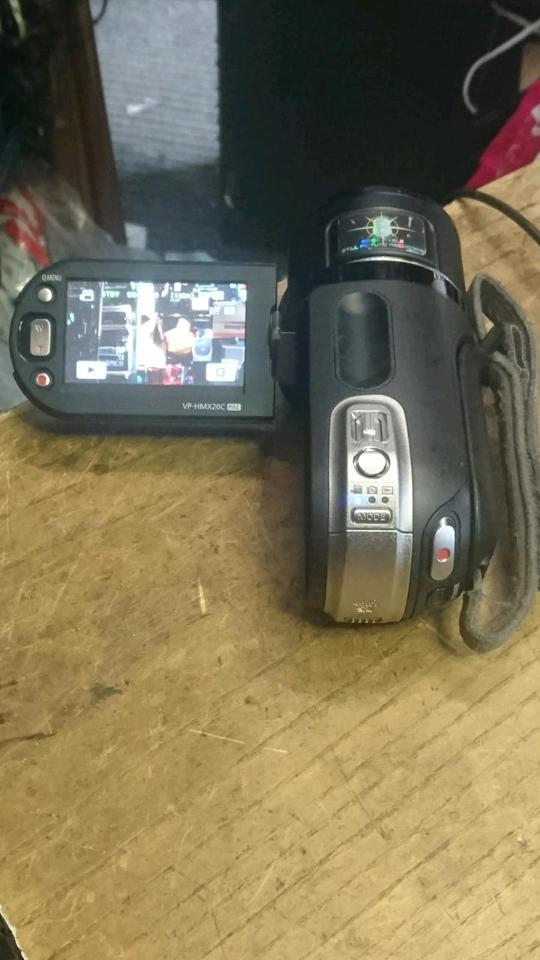 SAMSUNG VP-HMX20C PAL, Digital Videocamera mit Zubehör!!