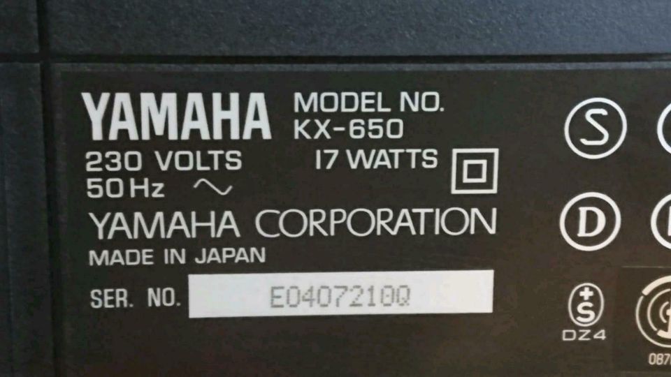 YAMAHA KX-650 Cassetten-Deck, 3 Head, leiert etwas