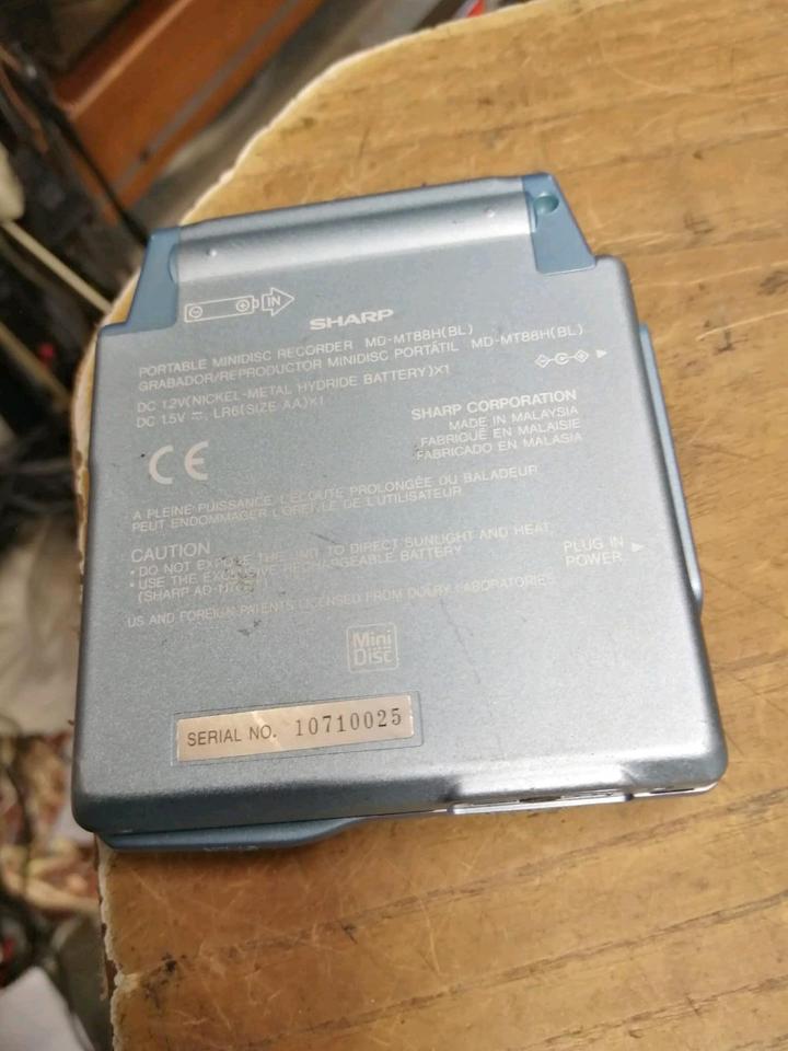 SHARP MD-MT88H(BL), MiniDiscman mit Zubehör!!!