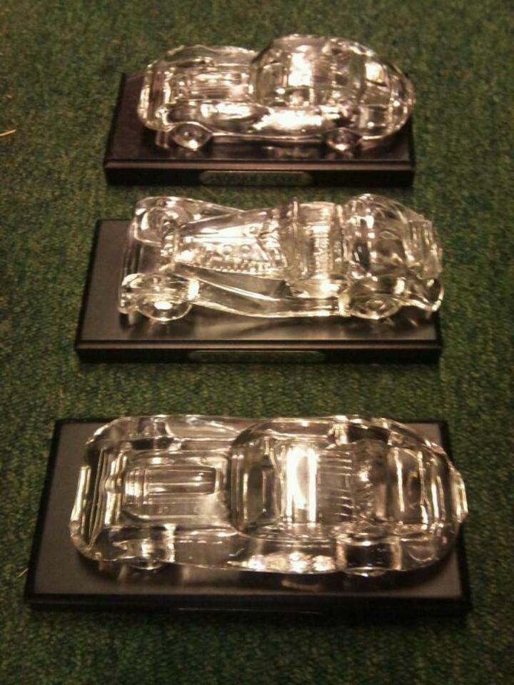 Glasautos, 3 Stück, Typ:JAGUAR und MERCEDES, sehr schön!