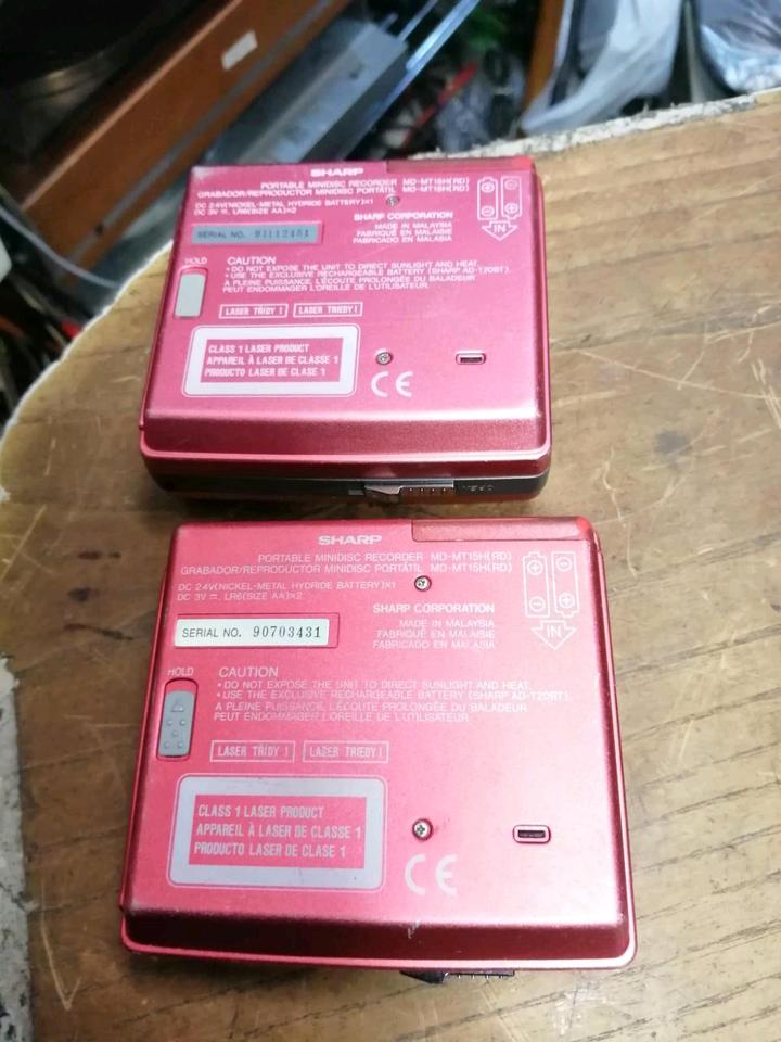 2 SHARP MD-MT15, portable Mini-Discs, DEFEKT!!!