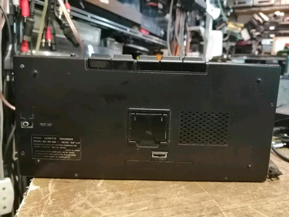 JVC MR-200, Radio-Cassetten-Recorder, etwas DEFEKT!!!