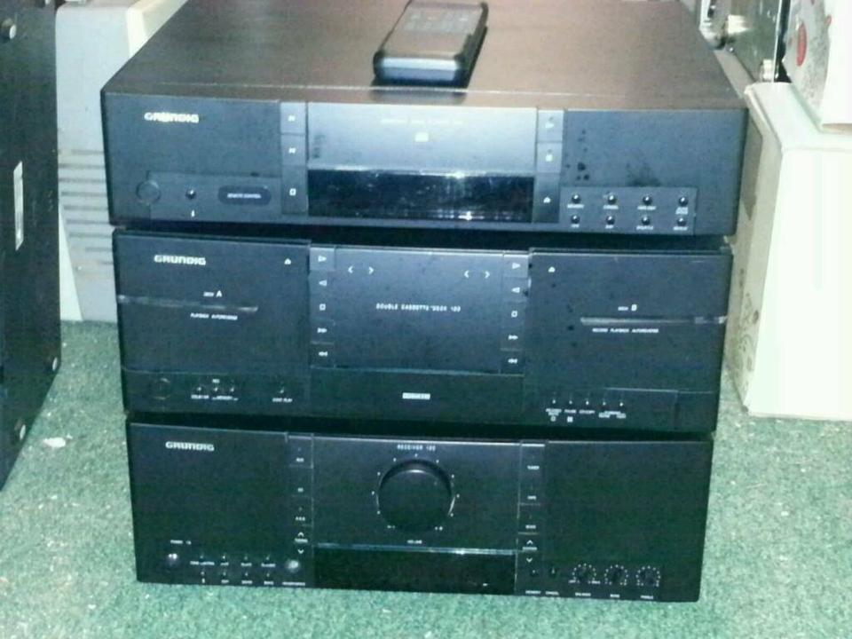 GRUNDIG R-120,CD-Player 120&CCF-120 Anlage, OHNE Boxen!