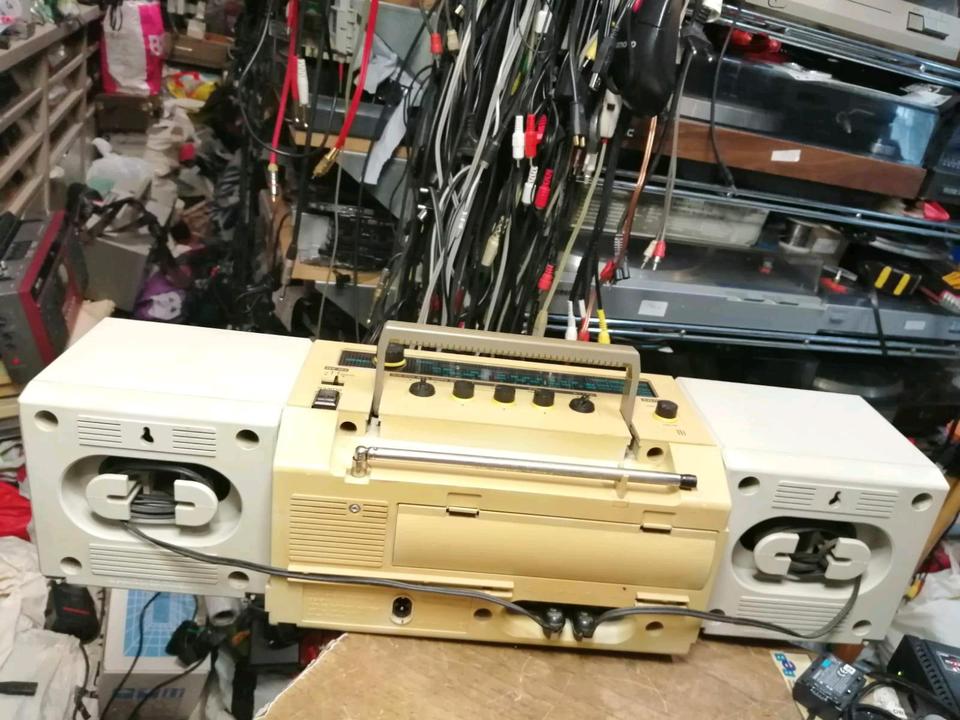 RFT SKR1200 PARTY, Radio-Cassetten-Recorder, guter Zustand!!