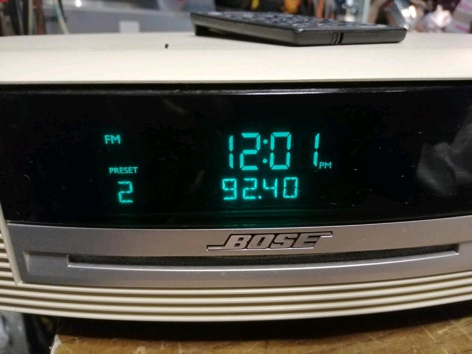 BOSE AWRCC4 Wave Music System, mit Original-Fernbedienung!!